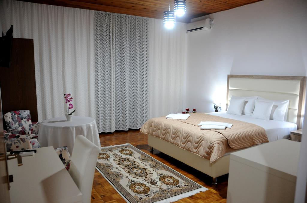 Guest House Smajlaga Ulcinj Exterior foto