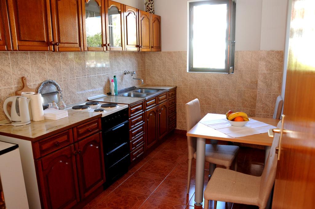 Guest House Smajlaga Ulcinj Exterior foto